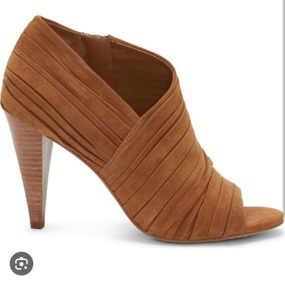 Vince Camuto Shoes - Vince Camuto Anara Suede Peep-Toe Ruched Heeled Booties Size 6